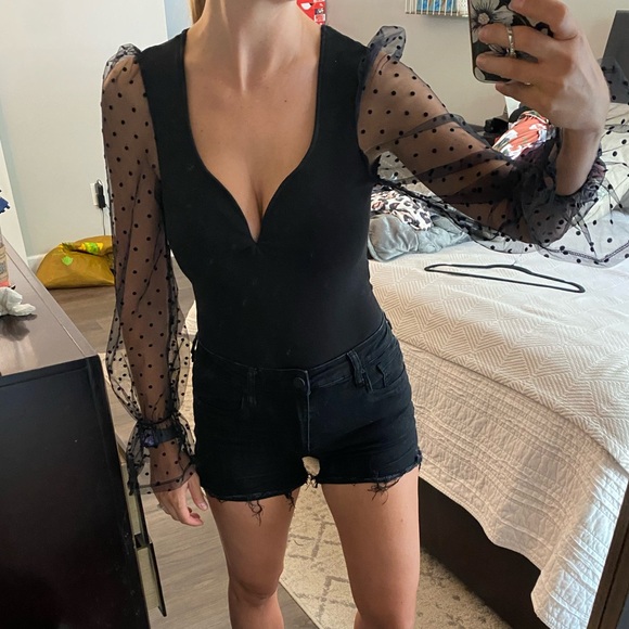 Black Bodysuit Sheer sleeves size M - Picture 4 of 7